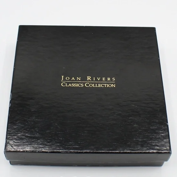 Vintage Joan Rivers bee brooch set - Picture 6 of 7